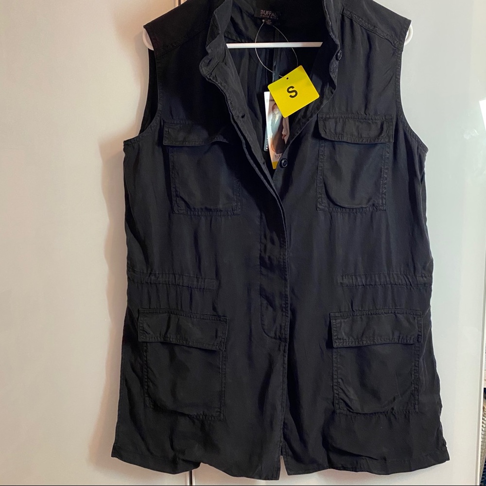 LONG VEST